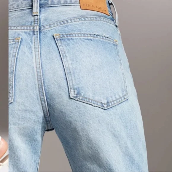 Aritzia Denim Forum The Ex Boyfriend Denim Blue size 26 Organic Cotton - Picture 4 of 16